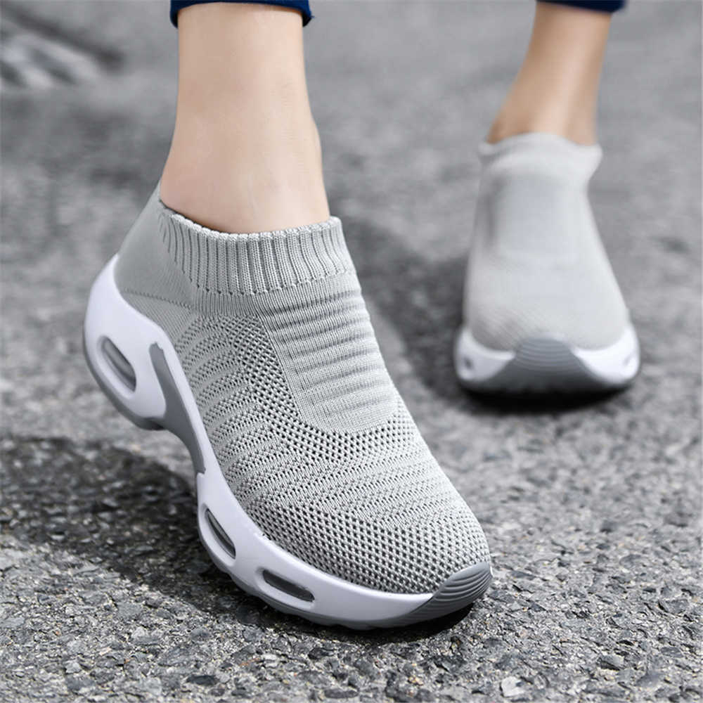 Height Up Slip-resistant Run T - đánh giá và giá Outdoor Sport Use Class